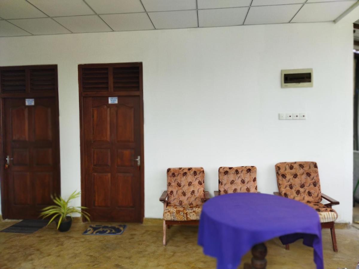 Rusara Guest Home ウェリガマ エクステリア 写真