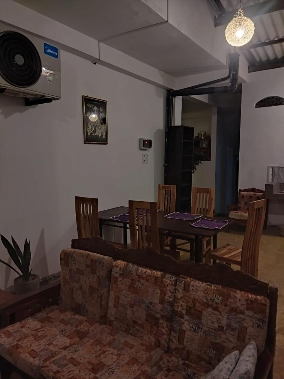 Rusara Guest Home ウェリガマ エクステリア 写真