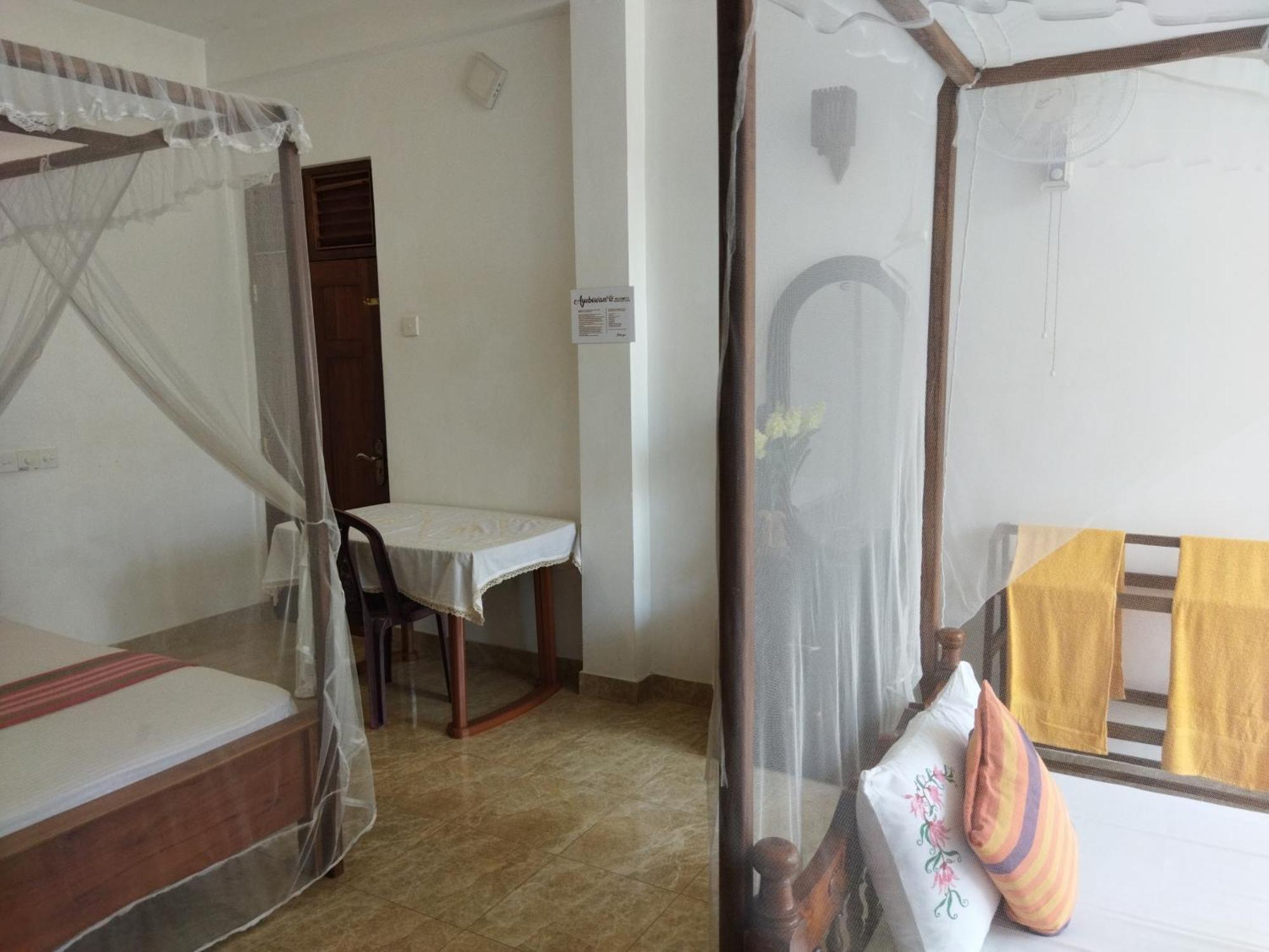 Rusara Guest Home ウェリガマ 部屋 写真