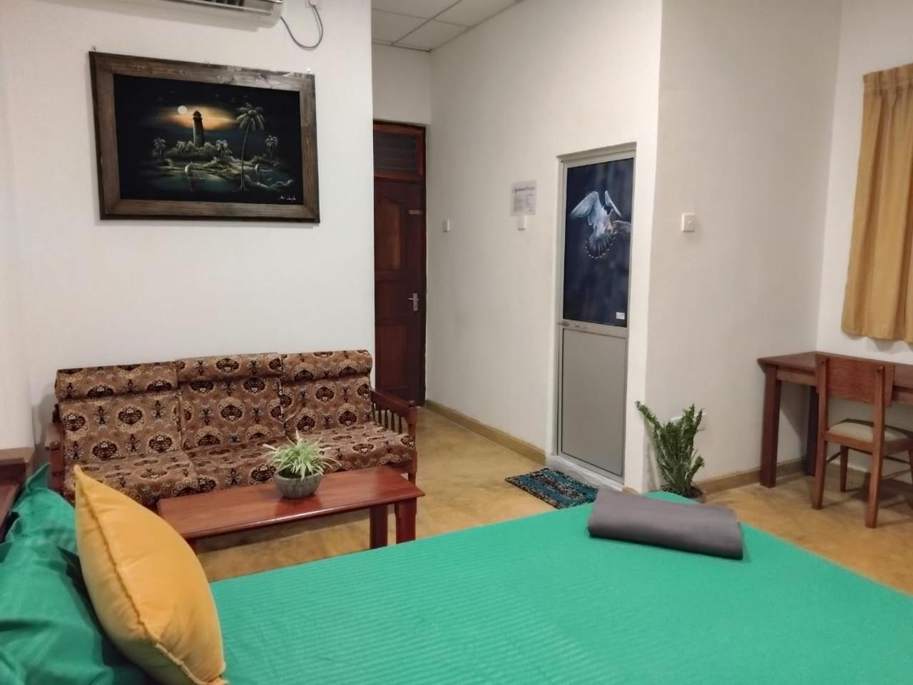 Rusara Guest Home ウェリガマ エクステリア 写真